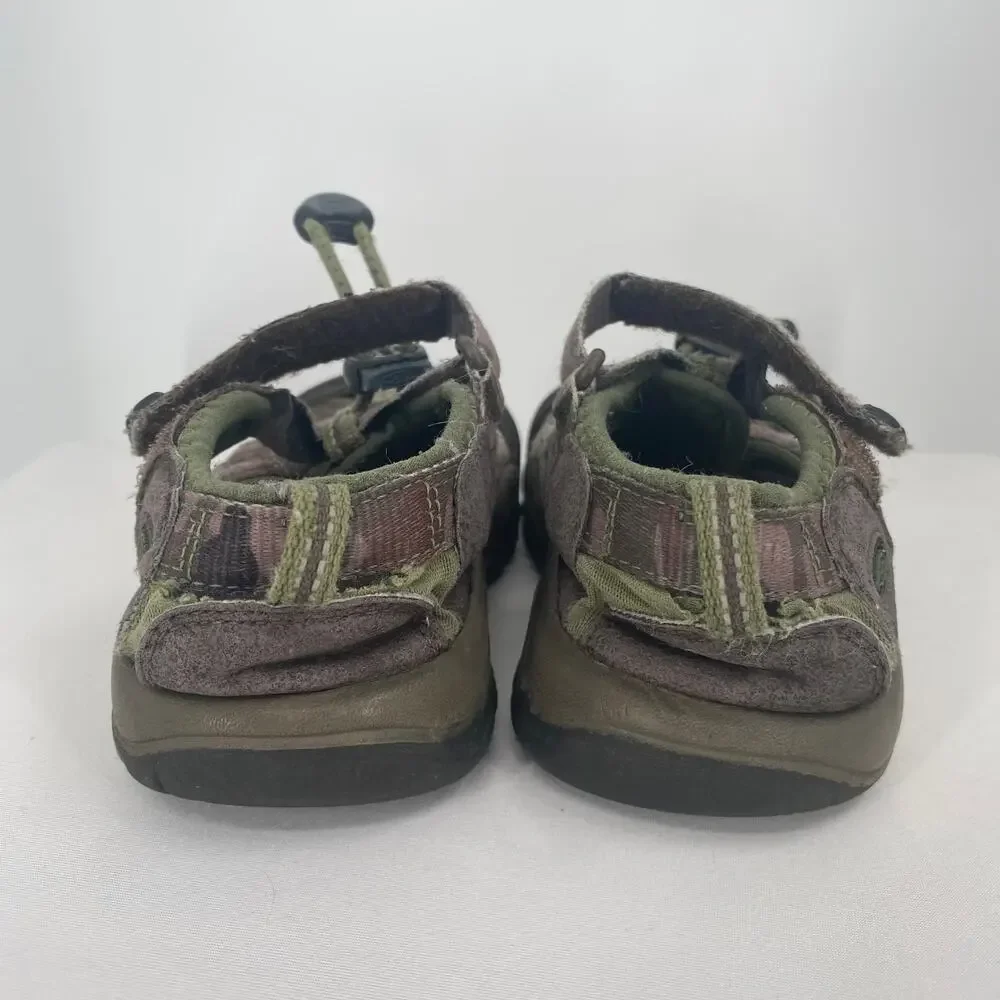 Keen Camo Boys Newport H2 Sandals Size 9.5
